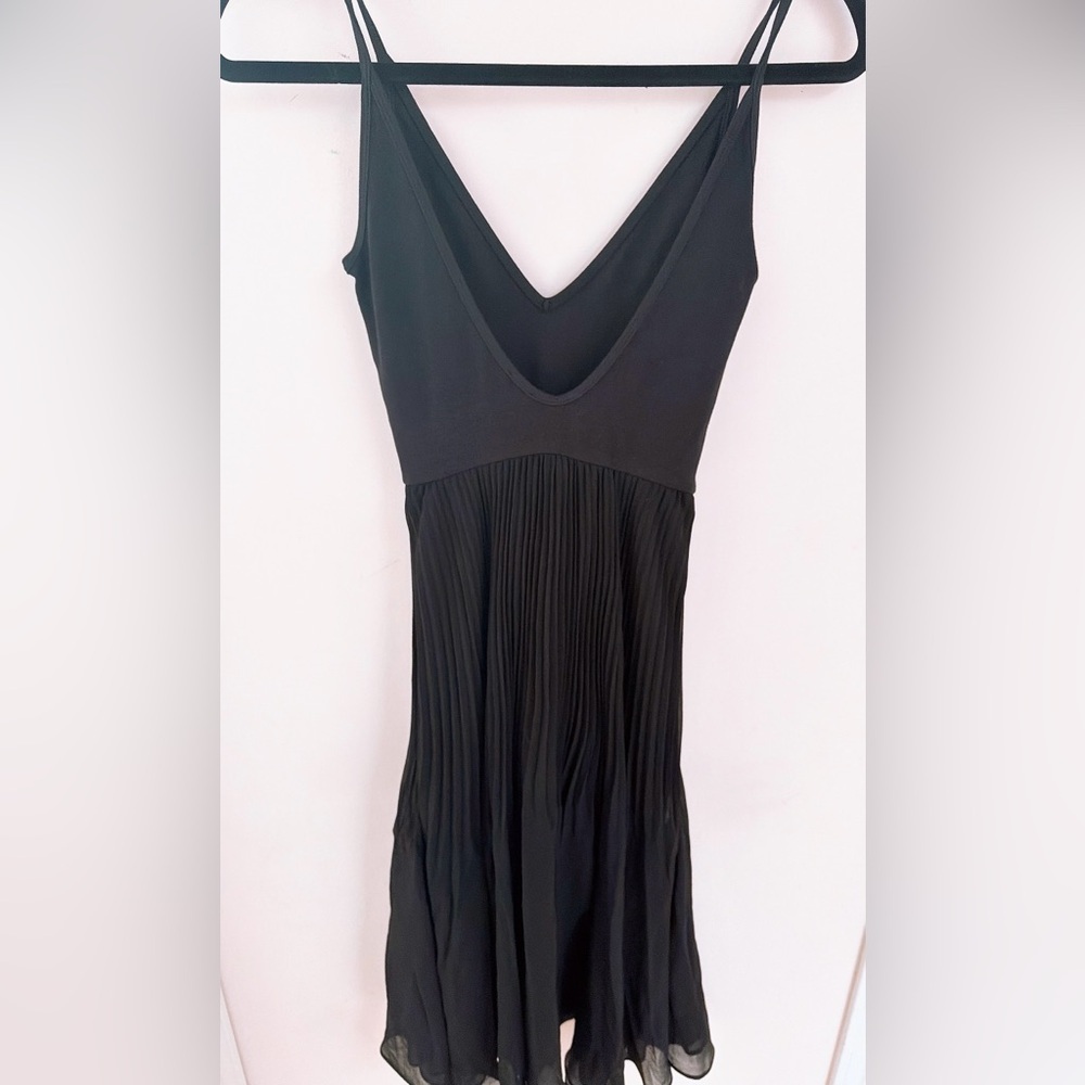Aritzia Wilfred Daphnee Dress - Picture 4 of 9